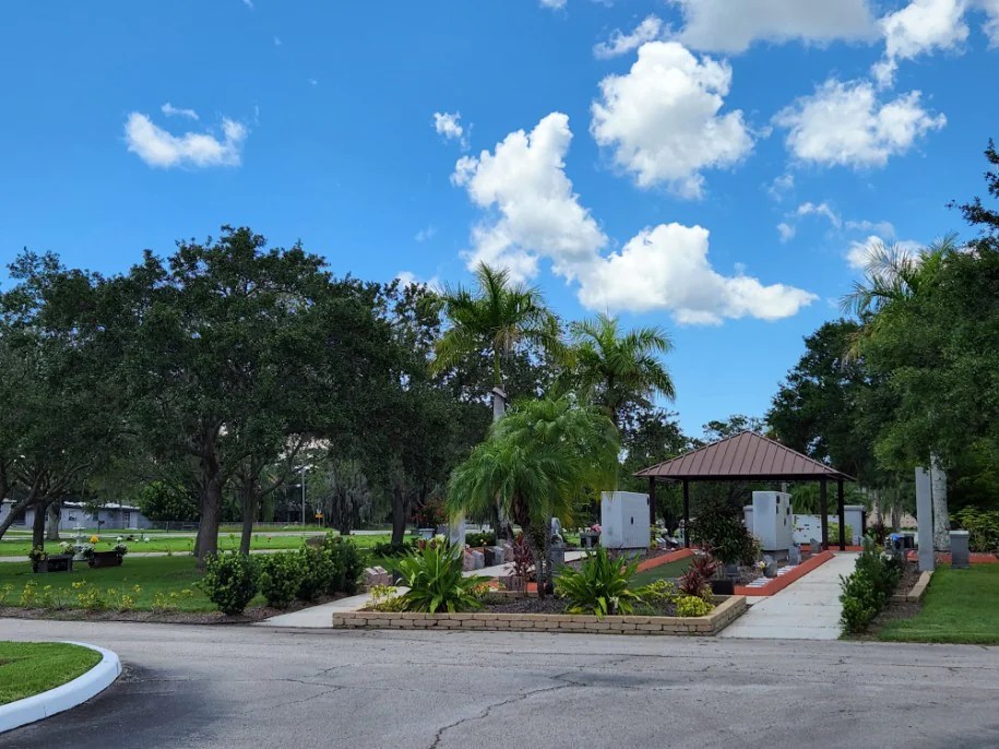 Groover Funeral Home at Mansion Memorial Park Senior Resources in